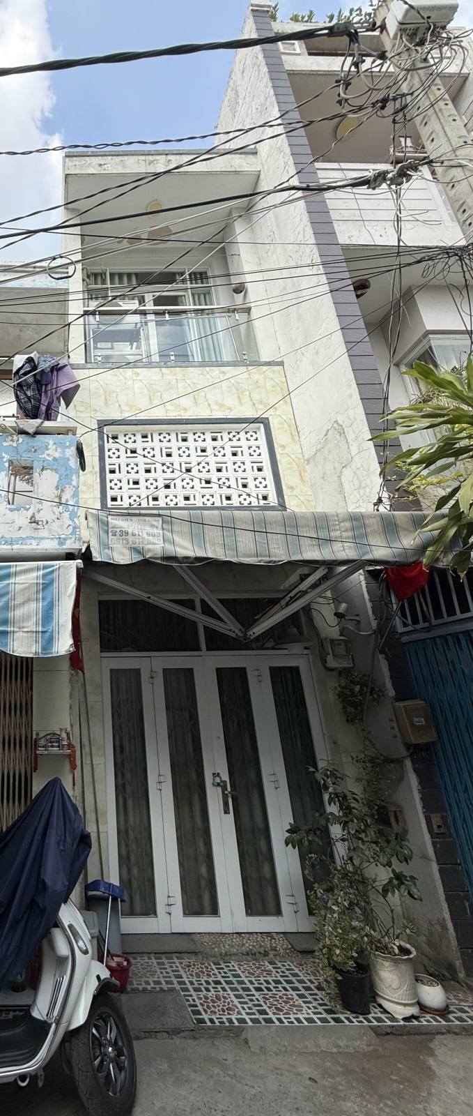 Nhà riêng Bình Tân 27m² giá 3 tỷ - Sổ hồng riêng, hẻm xe hơi