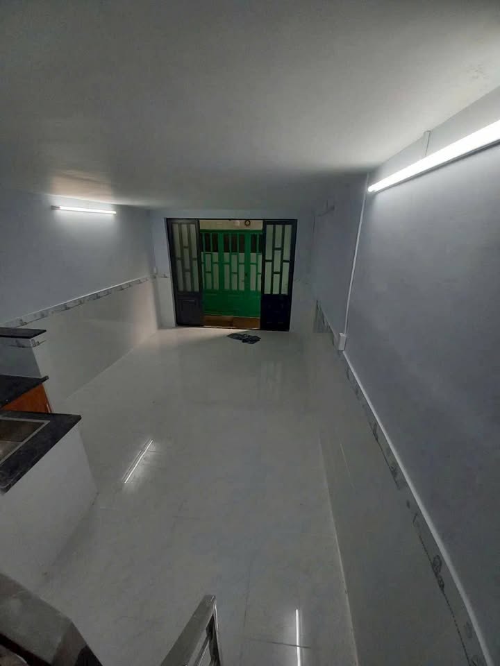 Nhà bán Bình Hưng, Bình Chánh 24m² giá 780 triệu - Sổ chung, mua bán nhanh!