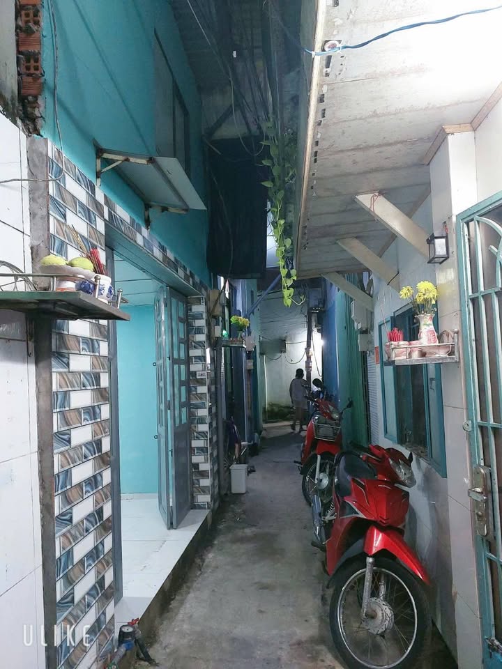 Nhà phố Bình Hưng, Quận Bình Chánh 18m² giá 680 triệu - Sổ hồng riêng, giao dịch nhanh!