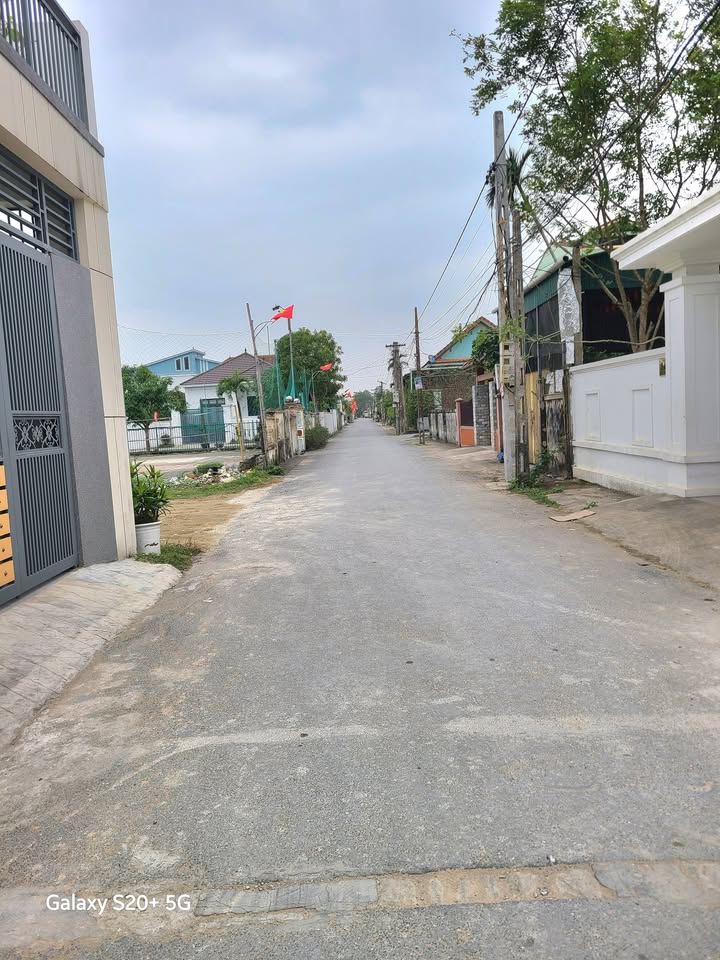 Đất nền Kim Yên Vinh 60m² giá 1.3 tỷ - Sổ đỏ chính chủ, vị trí đắc địa!