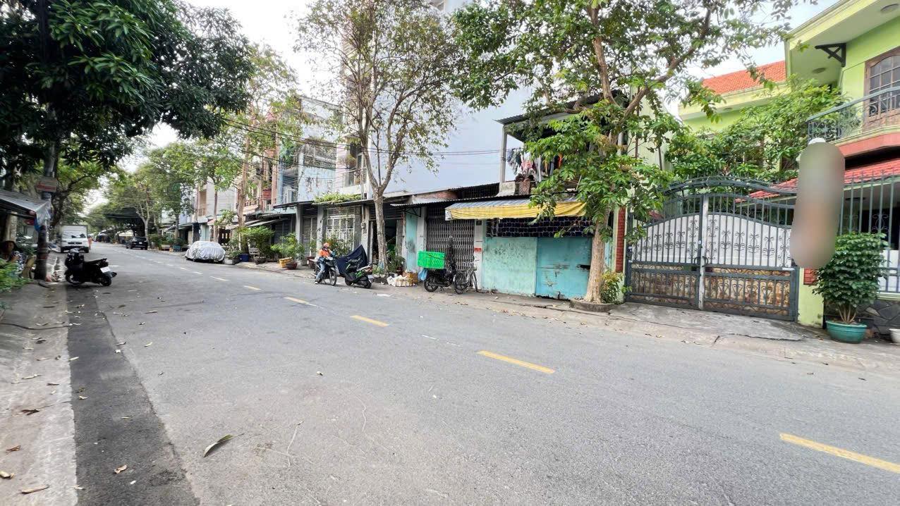 Nhà mặt tiền Đỗ Bí, Phú Thạnh, Tân Phú 198m² giá 27 tỷ - Vị trí đắc địa, kinh doanh thuận lợi!