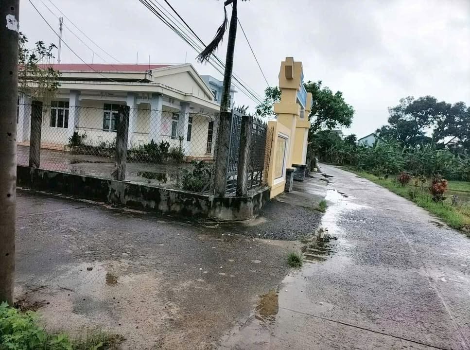 Đất mặt tiền đường Chu Văn An, Hòa Vinh 95m² giá chỉ 500 triệu - Sẵn sàng đầu tư!