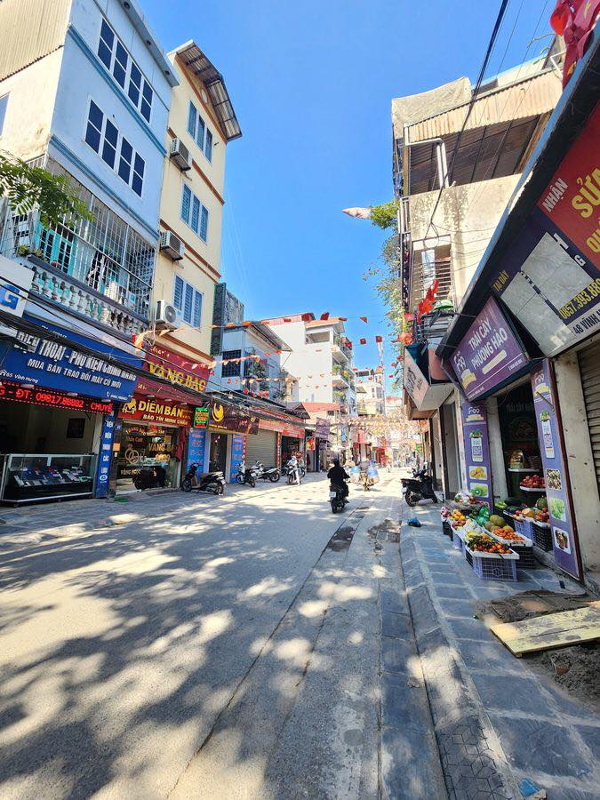 Nhà mặt phố Vĩnh Hưng 43m² giá 12.8 tỷ - Đầu tư sinh lời ngay!