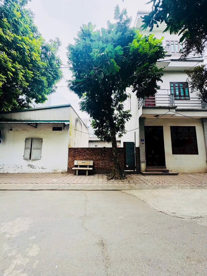 Lô đất Phúc Lợi Long Biên 40m² giá 10.5 tỷ - Đầu tư kinh doanh lý tưởng!