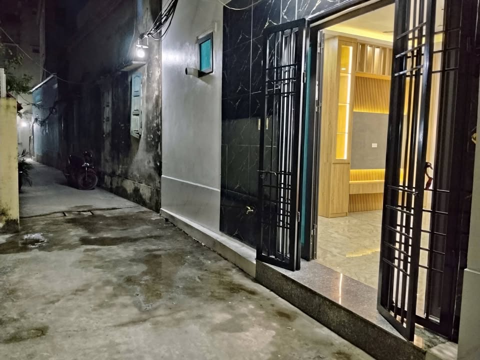 Nhà 5 tầng Bích Hòa Thanh Oai 33m² giá 4.2 tỷ - Chính chủ bán gấp!