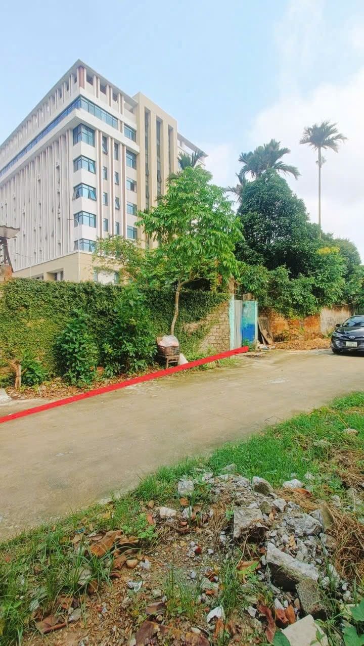 Lô đất Nham Biền, TP Bắc Giang 130m² giá chỉ 2 tỷ - Cơ hội đầu tư hấp dẫn!