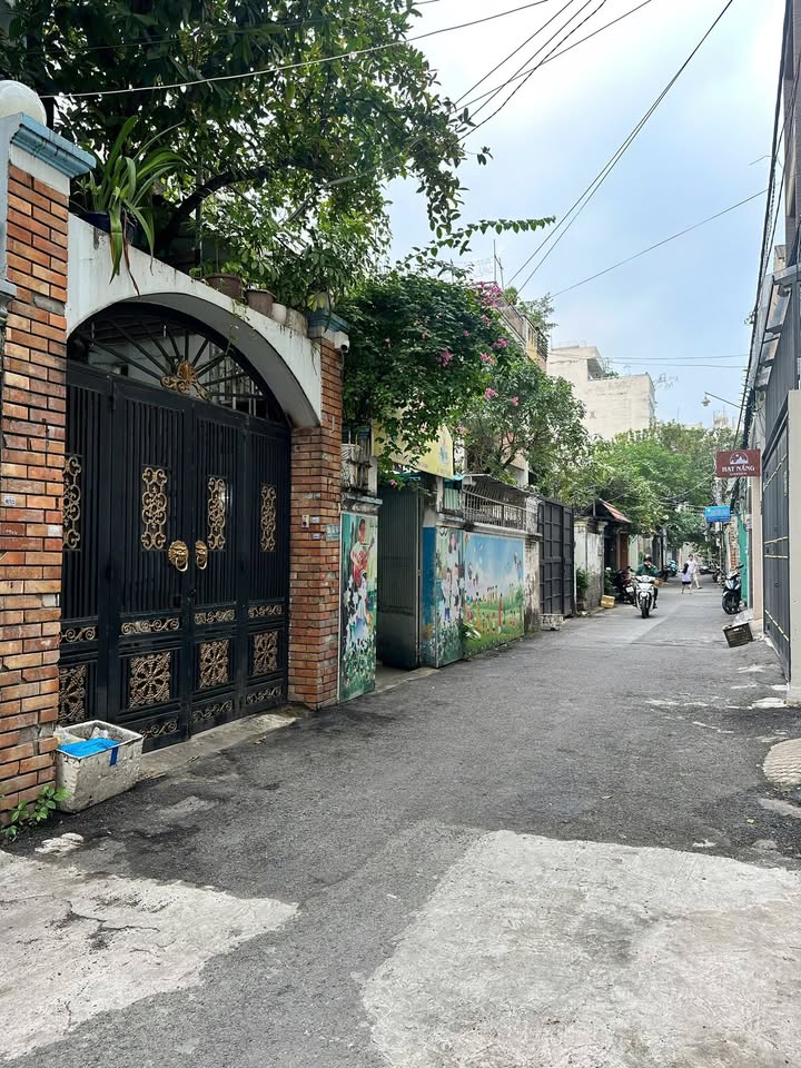 Nhà cho thuê tầng 1 hẻm 201 Nguyễn Xí, Bình Thạnh 40m² giá 7 triệu - Chính chủ, lối đi riêng!