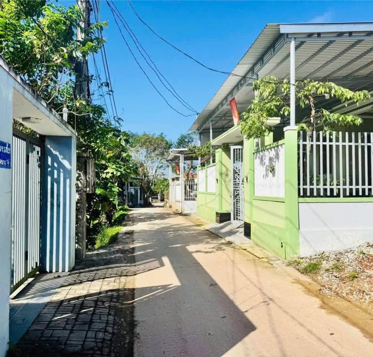 Đất liền kề Kiệt 82 Quảng Tế 102.8m² giá 1.78 tỷ - Vị trí đắc địa, sẵn sàng cho gia chủ mới!