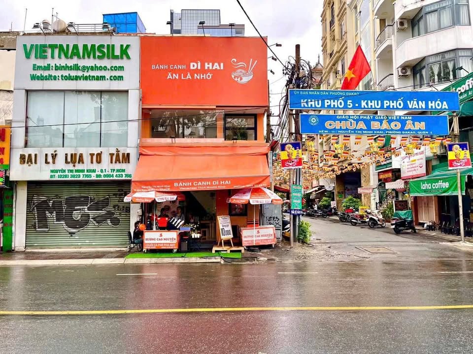 Front House cho thuê đường Nguyễn Thị Minh Khai, Quận 1, 20m² - Vị trí đắc địa với góc 2 mặt tiền!