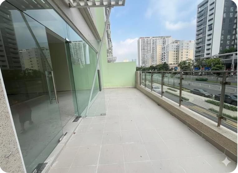 Mặt tiền kinh doanh tại Riverside Residence, Quận 7, 126m² giá 100 triệu - Vị trí đắc địa