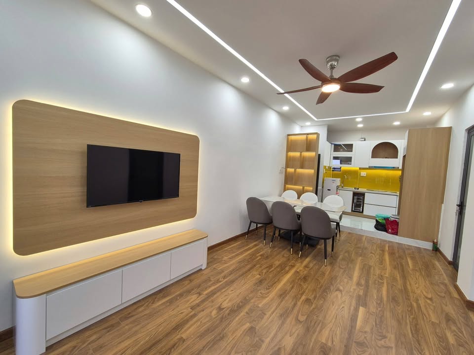 Chung cư Phú Nhuận 68m² giá 12 triệu - Full nội thất, gần chợ Nguyễn Đình Chiểu!