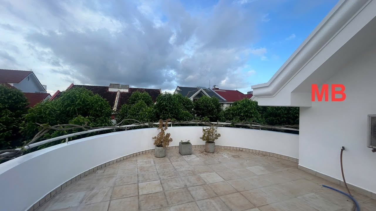 Biệt thự sân vườn Thảo Điền 3 tầng giá tốt - Không gian nghỉ dưỡng lý tưởng!