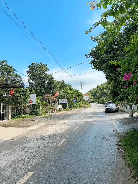 Đất kinh doanh 105.4m² đường 302B, Trung Mỹ, Bình Xuyên - Giá chỉ 2.1 tỷ!