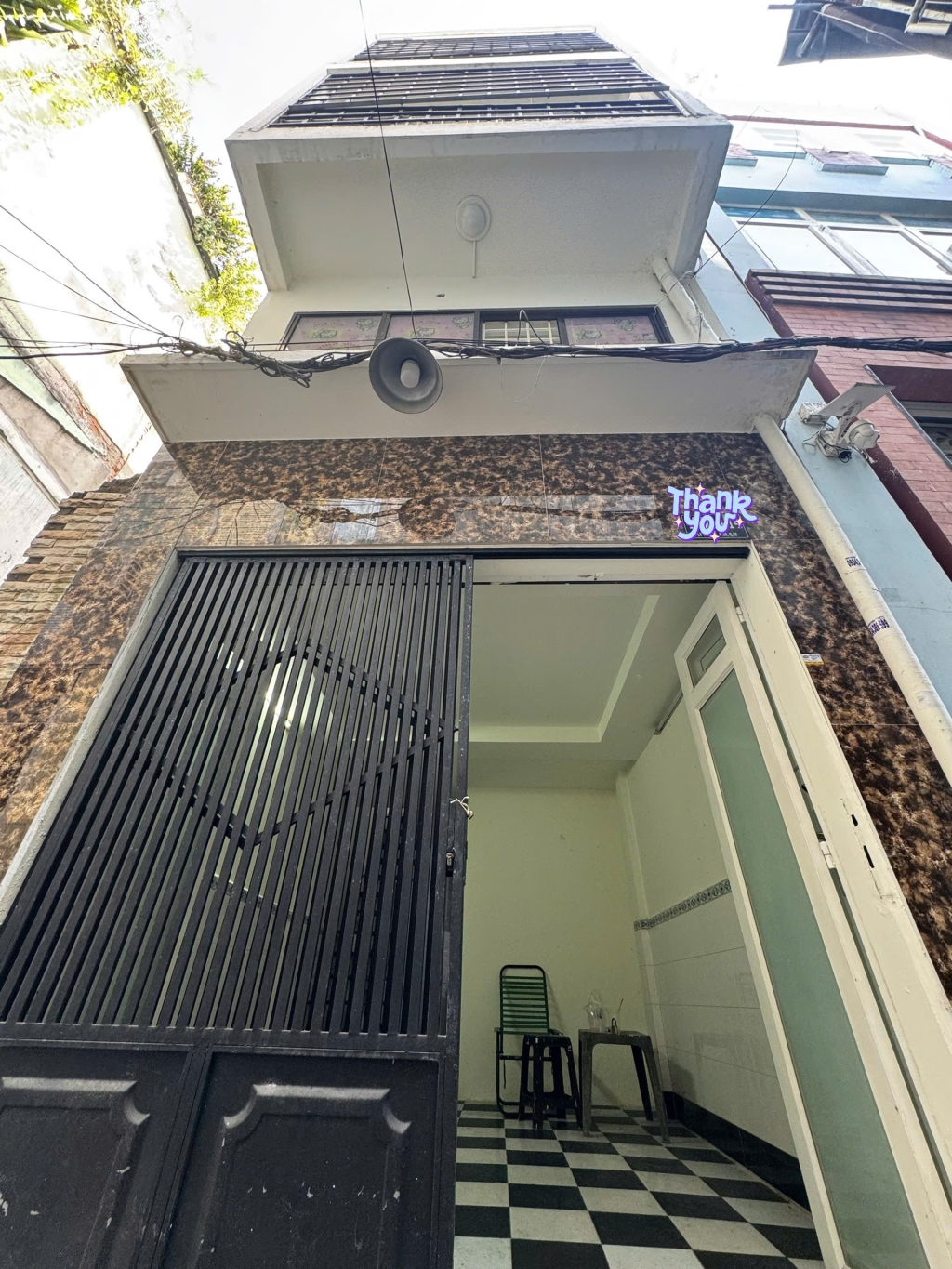 Bán nhà Quận 10 - 4 tầng - 4,35 tỷ - Nhà mới, gần bệnh viện và siêu thị!