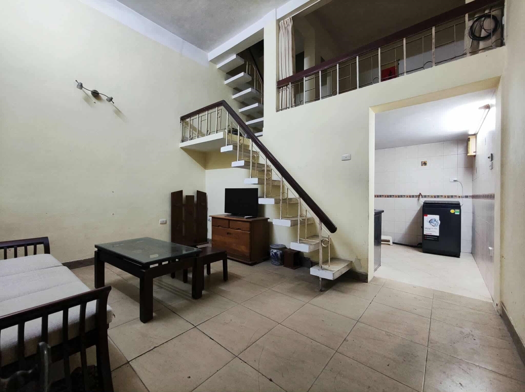 Nhà riêng phường Quán Thánh, Ba Đình 35m² giá 7.5 triệu - Sẵn nội thất, gần phố!