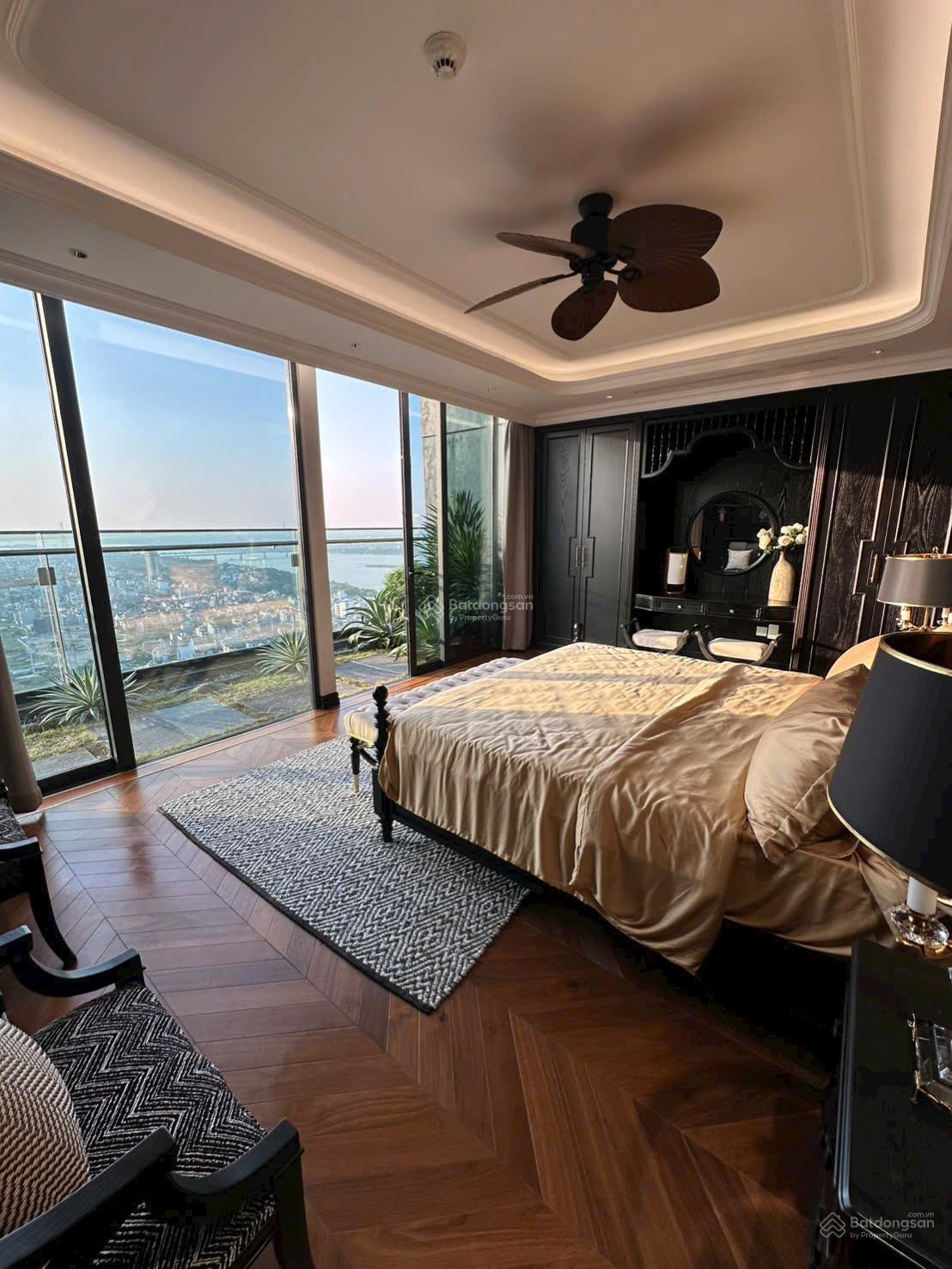 Căn hộ Rivea Residences Hoàng Mai 69m² giá 6.5 tỷ - Nội thất sang trọng, chiết khấu 20%!