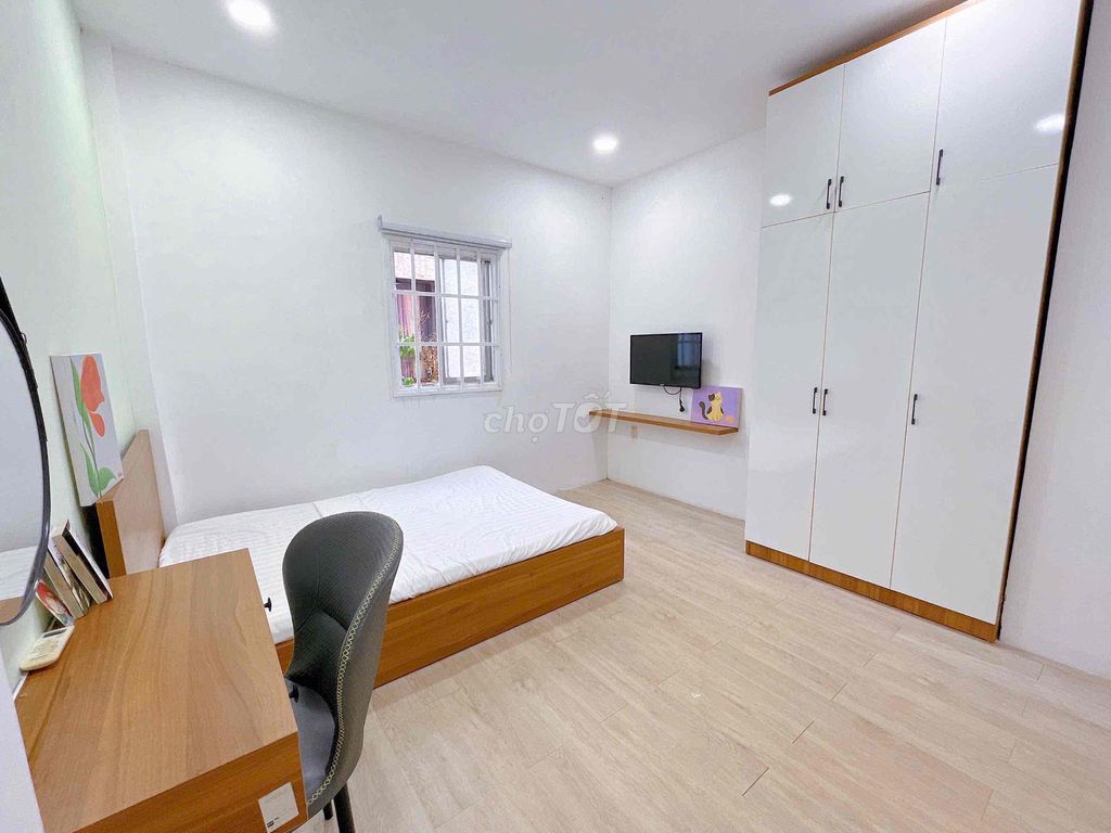 Căn hộ Studio Lê Văn Sỹ 28m² giá 5.2 triệu - Full nội thất, thoáng mát!