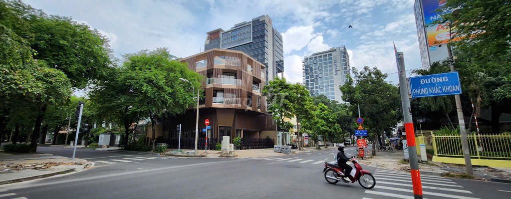 Góc 2 Mặt Tiền Đường Nguyễn Đình Chiểu - Phùng Khắc Khoan, Quận 1, 1100m² - Tọa lạc tại vị trí đắc địa!