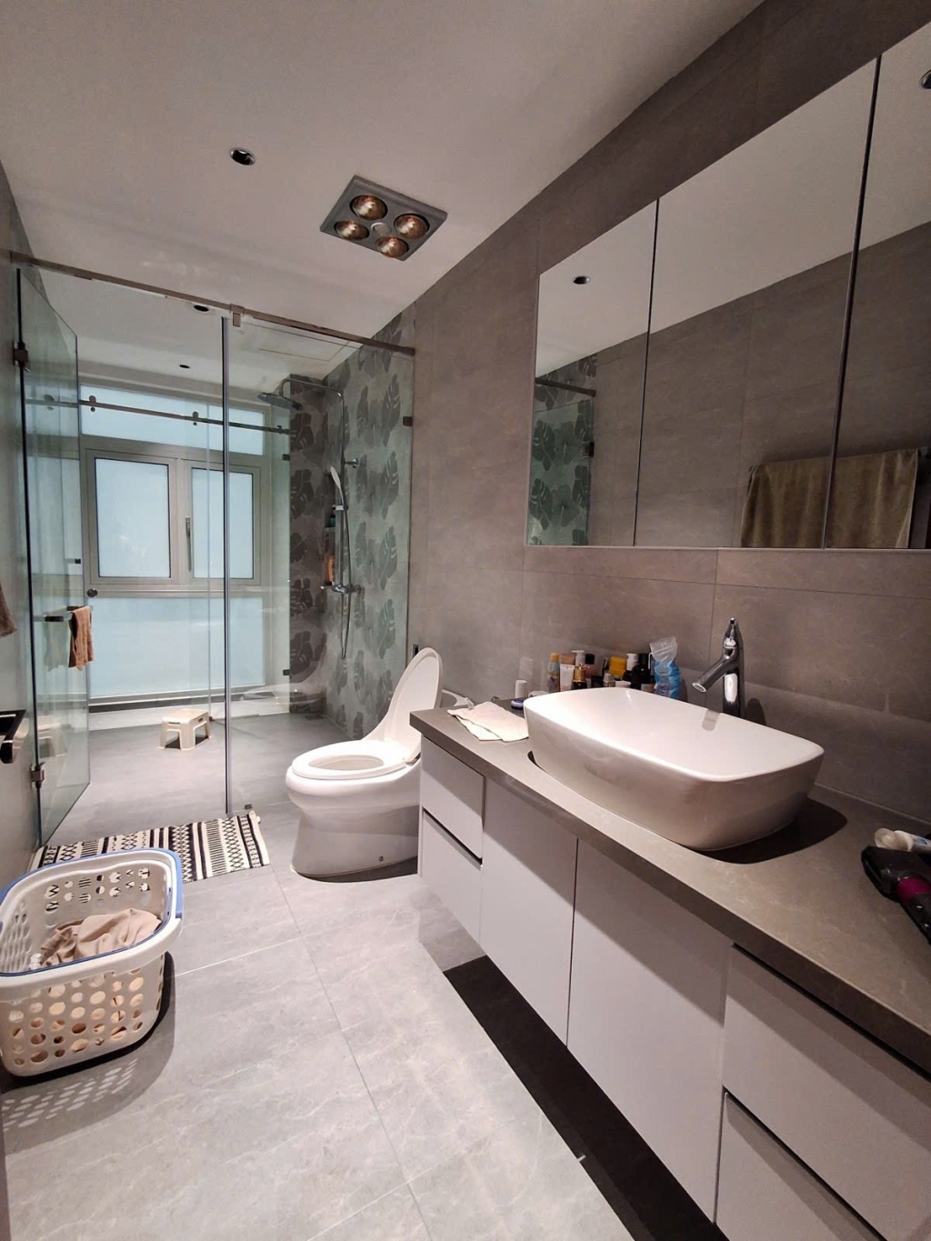 Bán biệt thự sân vườn Việt Hưng, Long Biên 120m² giá 40 tỷ - Không gian sống lý tưởng!