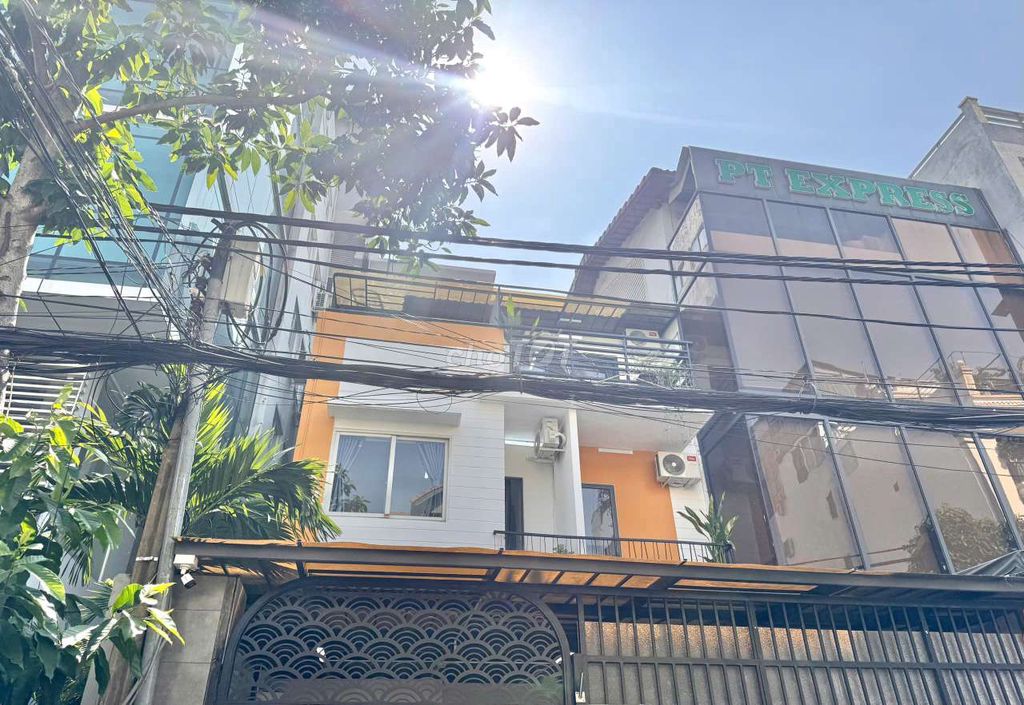 Căn hộ Studio mới xây Trường Sơn 30m² giá 7 triệu - Đầy đủ tiện nghi, ban công thoáng đãng!