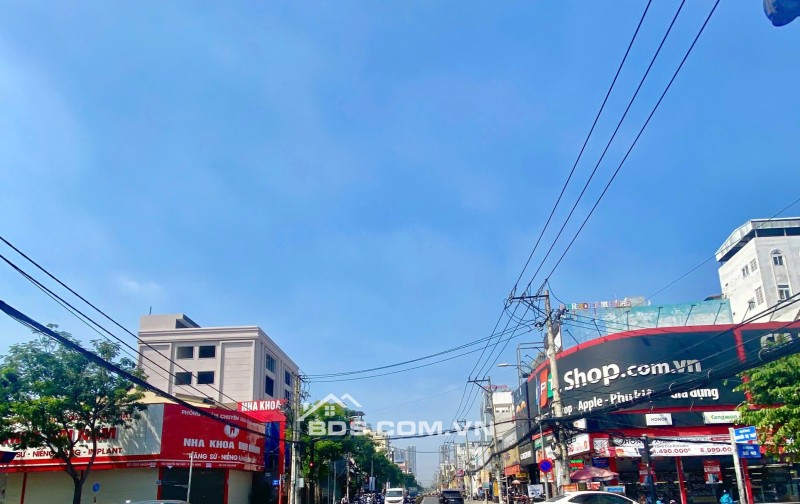 Cho thuê nhà mặt tiền Nguyễn Thị Thập Quận 7 210m² - Kinh doanh đa ngành nghề