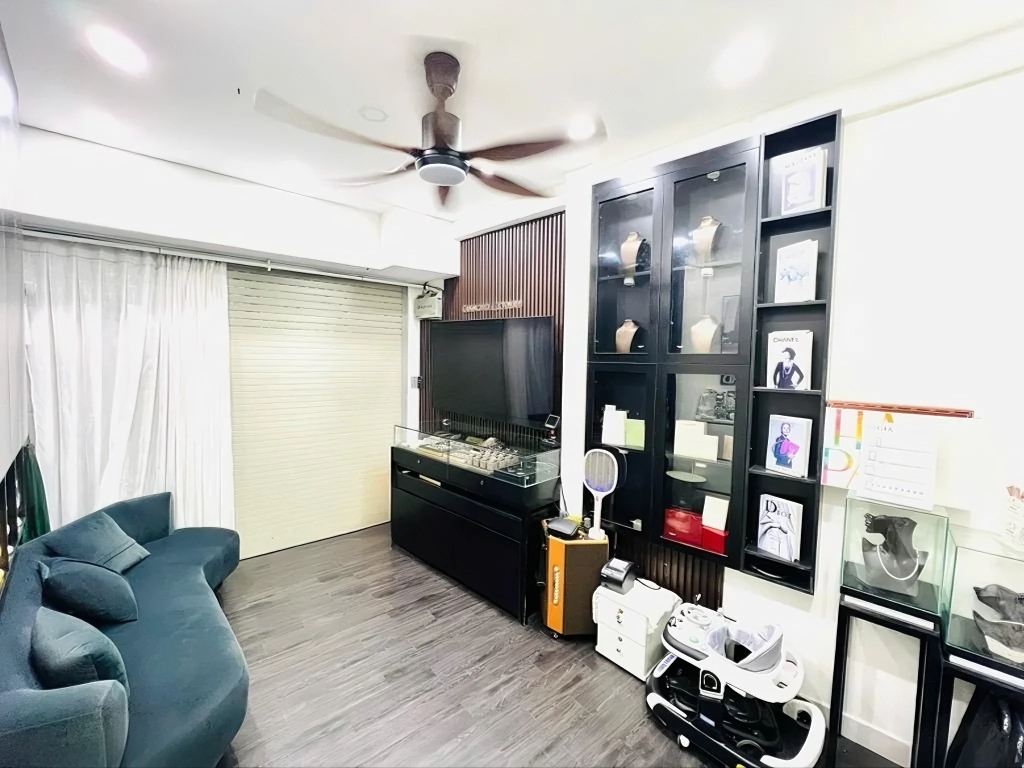 Nhà 2 tầng Quận 3, 17m² giá 4.25 tỷ - Đầu tư sinh lời ngay!