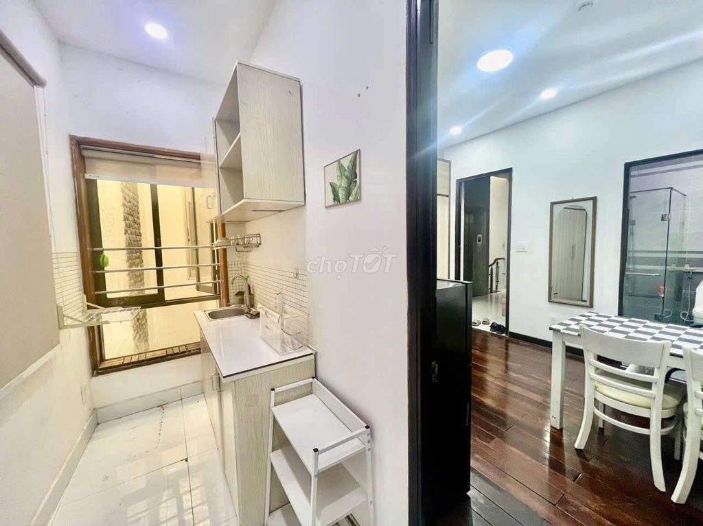 Căn hộ 1PN tách bếp 30m² giá 6 triệu - Gần sân bay Tân Bình!