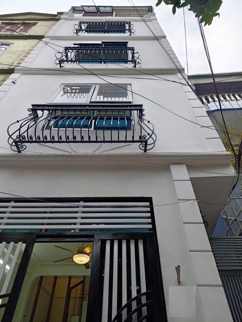 Nhà 5 tầng Phường Tân Mai 29m² giá thỏa thuận - Tiện nghi đầy đủ, sẵn sàng ở ngay!