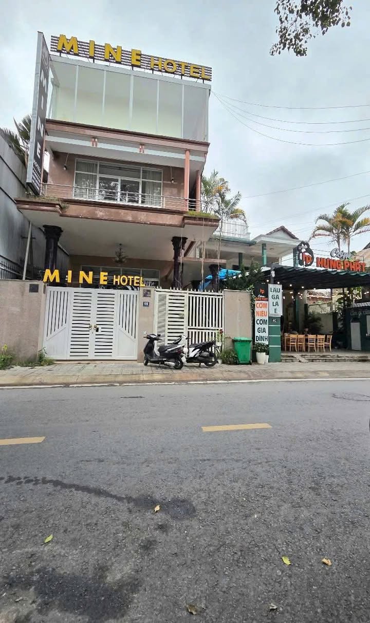 Nhà mặt tiền kinh doanh Đường Chu Văn An Đà Lạt 374m² giá 45 tỷ - Đầu tư sinh lời ngay!