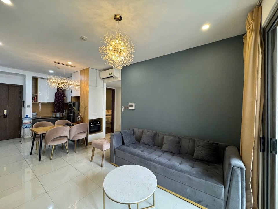 Căn hộ Saigon Royal Quận 4 60m² giá 6.8 tỷ - View mát mẻ, giá tốt nhất thị trường!