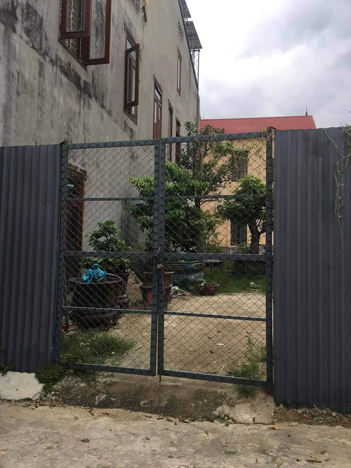 Đất nền Đông Hà 130.83m² giá 2 tỷ - Vị trí siêu đẹp gần nhà hát lớn