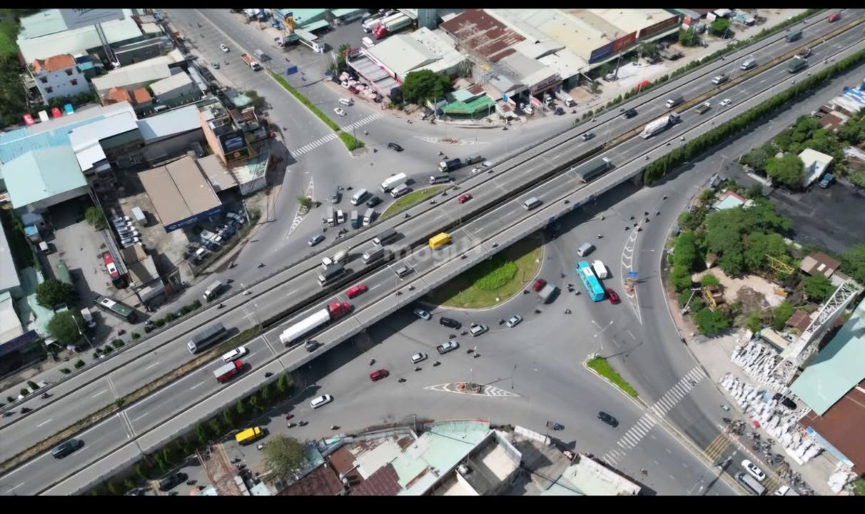 Căn hộ Thủ Đức 82m² giá 4.5 tỷ - Hàng hiếm 3 phòng ngủ, 3 mặt tiền thoáng!