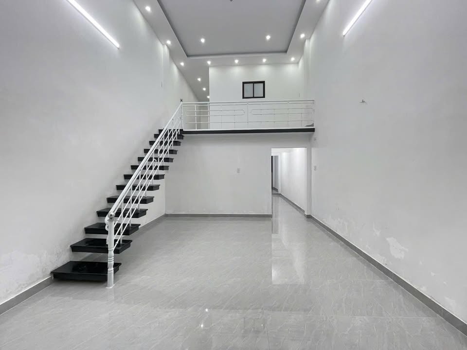 Nhà phố Hòa Cường Nam Đà Nẵng 72m² giá 6.2 tỷ - Kinh doanh thuận lợi!