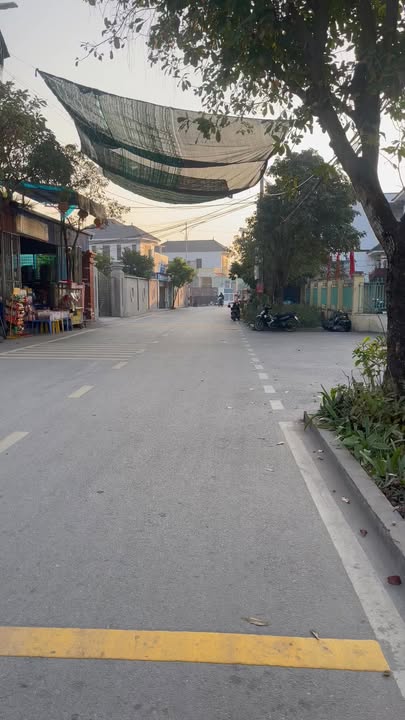 Đất Hợp Thành Thủy Nguyên 70m² giá 700 triệu - Vị trí đẹp, tiện ích đầy đủ!