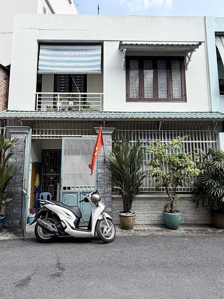 Nhà phố hẻm tránh Nguyễn Đình Chính, Phú Nhuận 79m² giá 18.2 tỷ - Sẵn sàng vào ở!