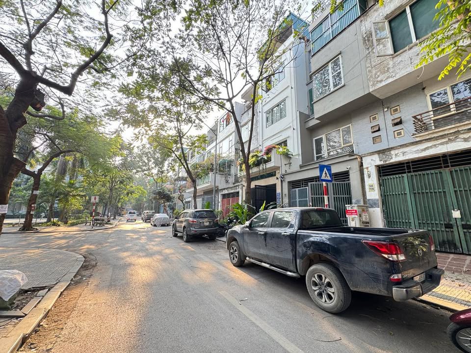 Nhà phố Văn Phú 90m² giá thỏa thuận - Ô tô tránh, kinh doanh đỉnh!