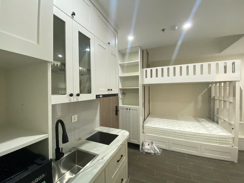 Tòa căn hộ dịch vụ 80m² đường Hoàng Hoa Thám, quận Ba Đình chỉ 18 tỷ - Doanh thu 1.2 tỷ/năm