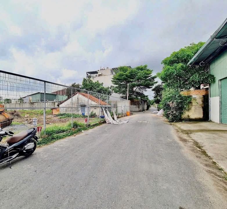 Đất An Phú Đông Quận 12 102.7m² giá 5.8 tỷ - Đường xe tải thông thoáng!