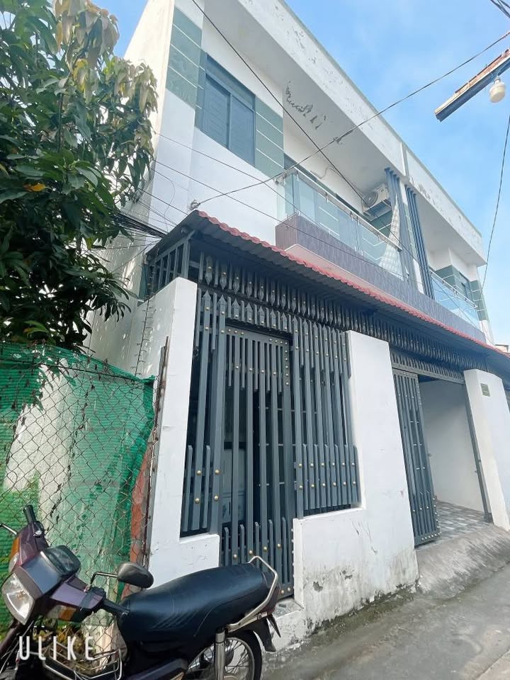 Nhà 1 Trệt 1 Lầu Phước Hậu Vĩnh Long 55.4m² giá 1.9 tỷ - Đẹp và tiện nghi!