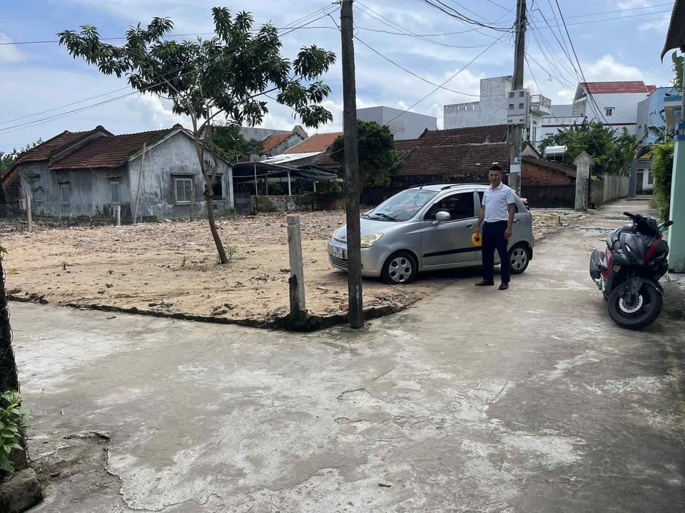 Đất nền đẹp tại Khu Hòa Xuân, Đông Hòa 122m² giá chỉ 6 tỷ - Sẵn sàng đầu tư!