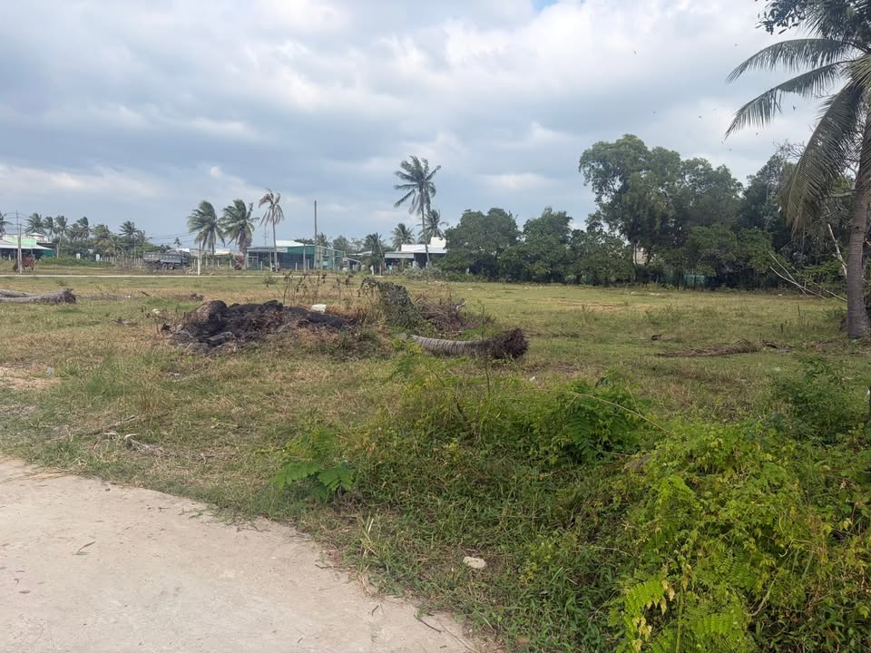 Đất nền Cam Nghĩa, Cam Ranh 3000m² giá 20 tỷ - Góc 2 mặt tiền thuận lợi!