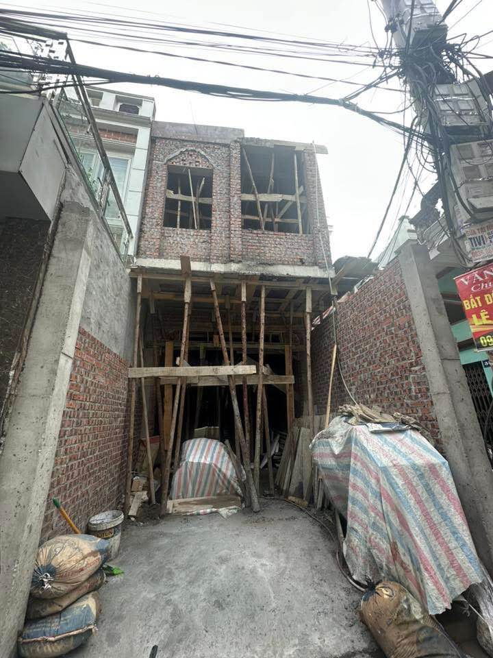 Nhà 4 tầng Ngõ 117 Thiên Lôi, quận Lê Chân, 67m² giá 6,65 tỷ - Lô góc thoáng đãng!