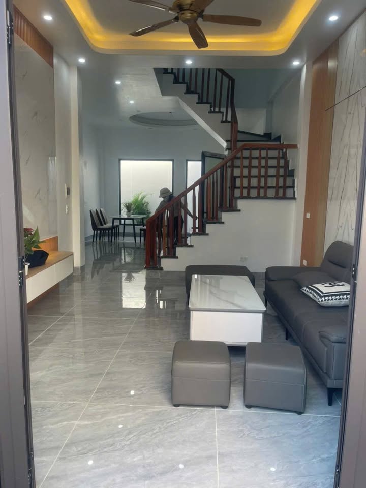 Nhà 3 tầng Cẩm Thượng, Hải Dương 64m² giá 2.1 tỷ - Chính chủ bán gấp!