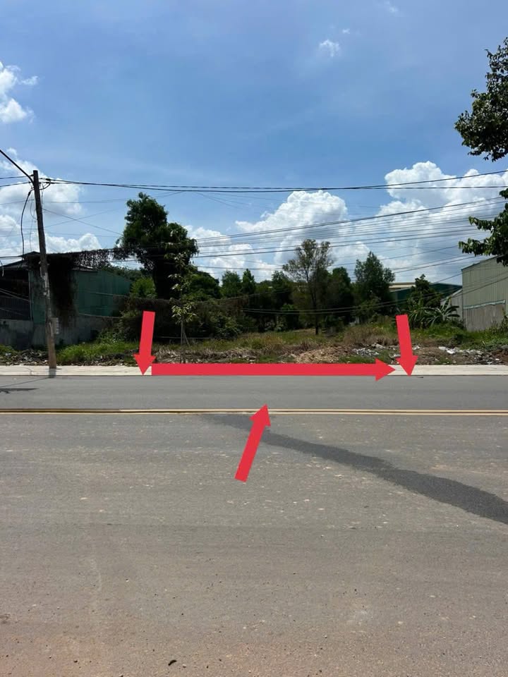 Mặt tiền kinh doanh Tân Uyên 100m² giá 6.5 tỷ - Đầu tư sinh lời ngay!