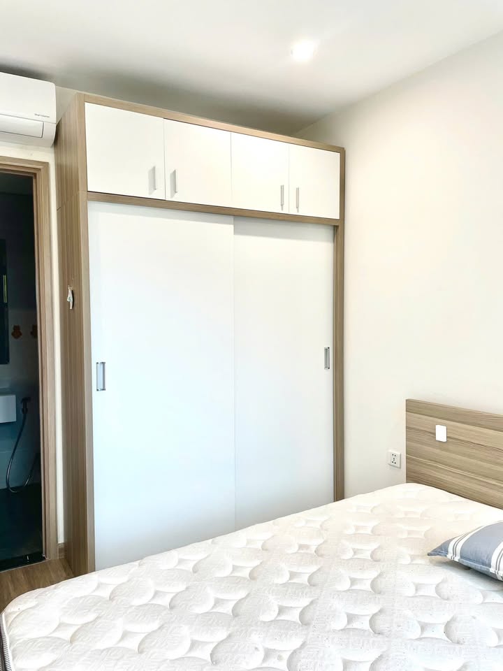 Căn hộ Vinhomes Grand Park Quận 9 67m² giá 7.5 triệu - Full nội thất sang trọng!