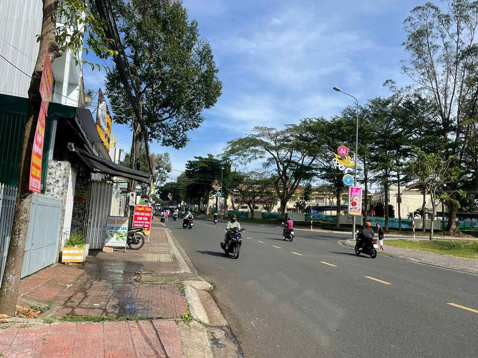 FrontHouse Đà Lạt 228m² giá 27 tỷ - Vị trí kinh doanh đắc địa!