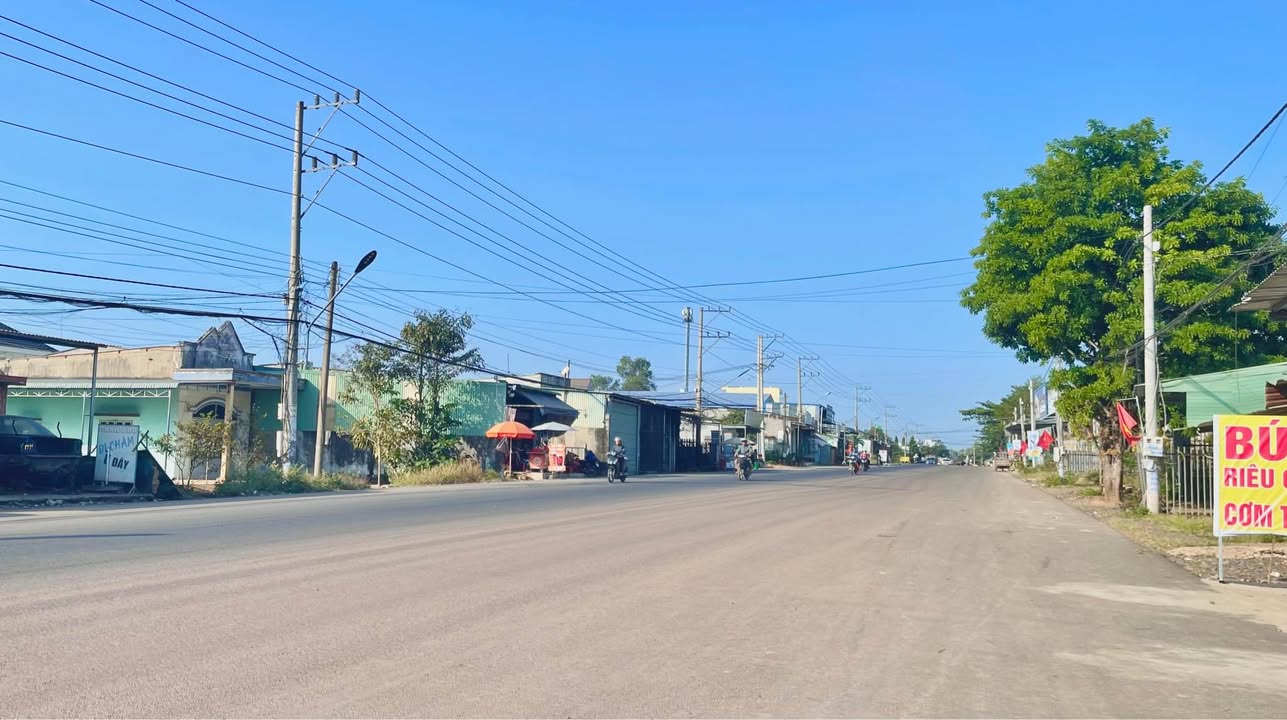 Đất nền Đồng Xoài 450m² giá 1.8 tỷ - Đối diện Bệnh viện Quân Y 16!