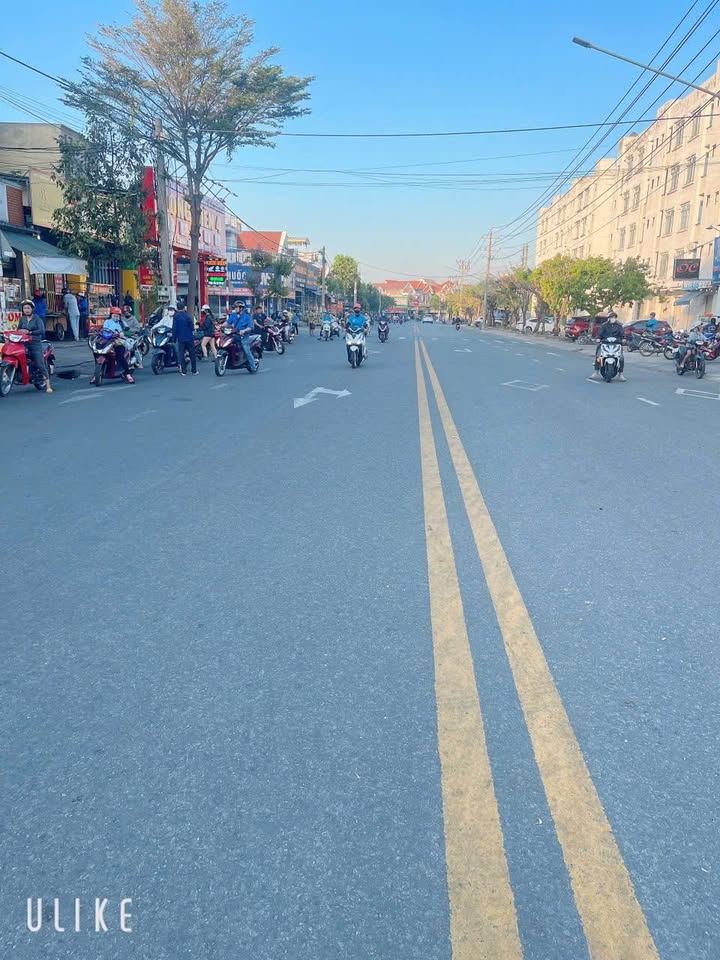 Bán FrontHouse Mỹ Phước 2 300m² giá 16 tỷ - Mặt tiền kinh doanh đắc địa!