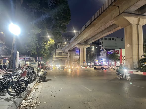 Nhà phố Quang Trung, Hà Đông 70m² giá 20 tỷ - Kinh doanh đắc địa 2 mặt tiền!