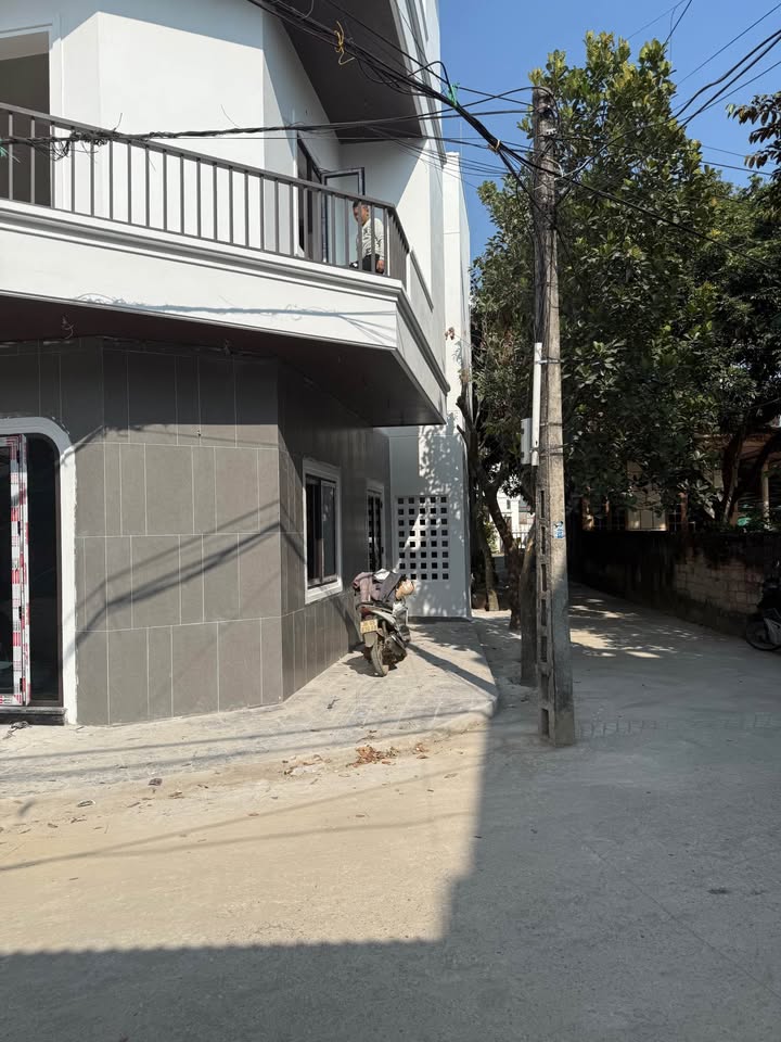 Nhà riêng Quảng Hưng 68m² giá 3,xx tỷ - Không gian sống thoáng đãng!